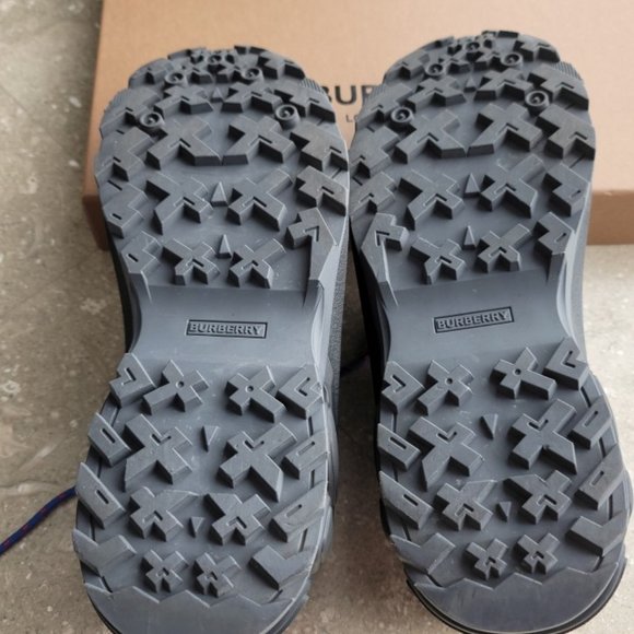 Burberry Arthur in Midnight Navy, size 43 - Picture 5 of 9